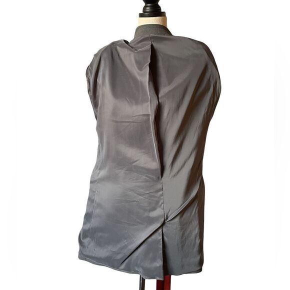 Calvin Klein Infinite Slim Fit Gray Lined Single Breasted Blazer (Size: Medium) - Picture 4 of 12
